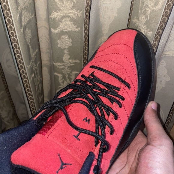 Jordan 12 - Picture 4 of 6